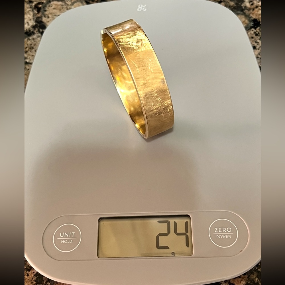 14k gold Wide and Heavy Bracelet - Picture 7 of 7